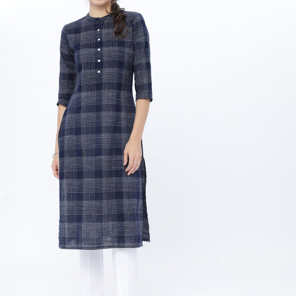 Vishudh Women Navy Blue Checked Kurta - Distacart