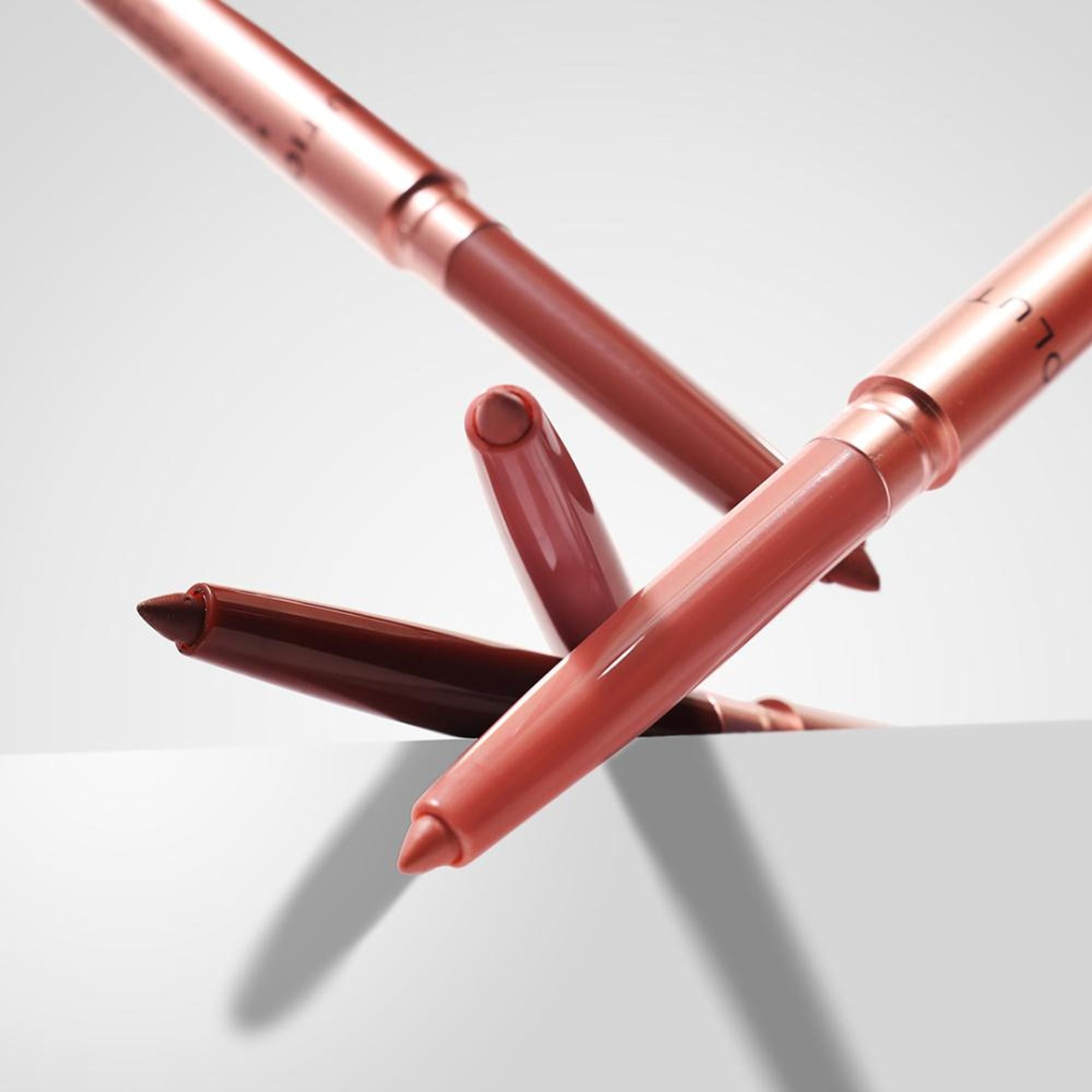 Makeup Revolution Pout Bomb Plumping Lip Liner - Deepest Mauve - Distacart