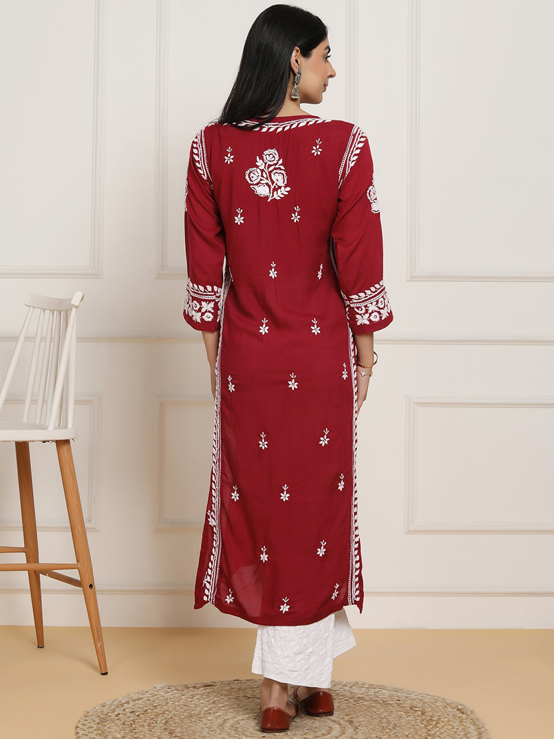 HOUSE OF KARI Floral Embroidered Chikankari Pure Cotton Kurta - Distacart