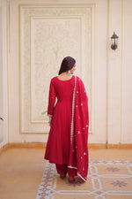 Thumbnail for Teeya Creation Womens New Mul Chanderi With Beads Embroidery-Work Kurta Set - Dista