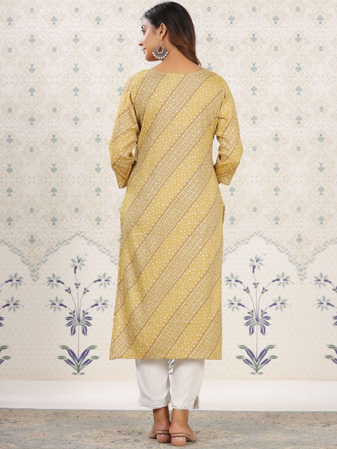 Ode by House of Pataudi Ethnic Motifs Printed Gotta Patti Straight Kurta - Distacart