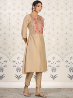 Thumbnail for Ode by House of Pataudi Women Floral Yoke Design Thread Work Kurta - Distacart