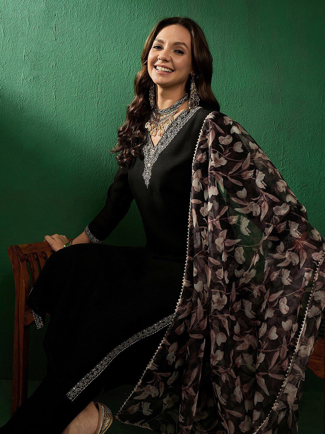 Sangria Floral Embroidered Straight Kurta With Trouser & Dupatta - Distacart