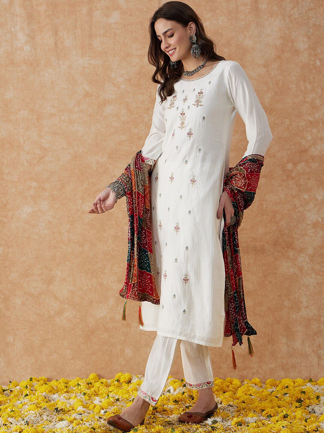 Sangria White Ethnic Motifs Embroidered Thread Work Straight Kurta & Trouser With Dupatta