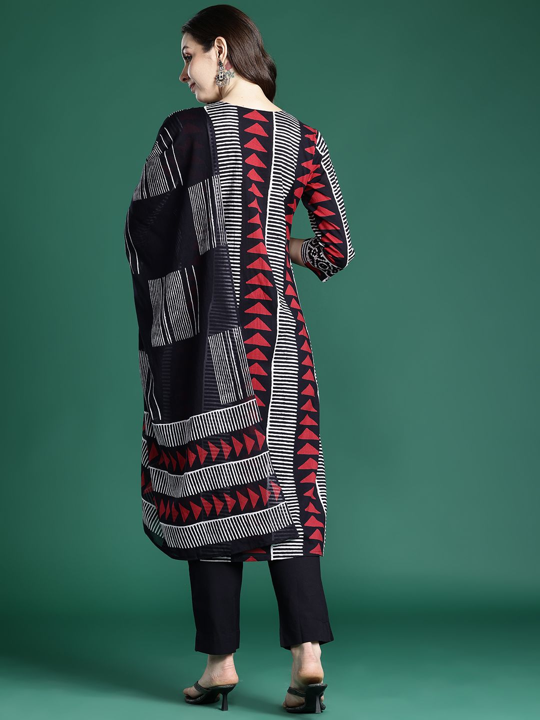 Indo Era Printed Regular Thread Work Pure Cotton Kurta with Trousers & With Dupatta