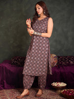 Thumbnail for Indo Era Floral Printed V-Neck Pure Cotton Straight Kurta With Salwar