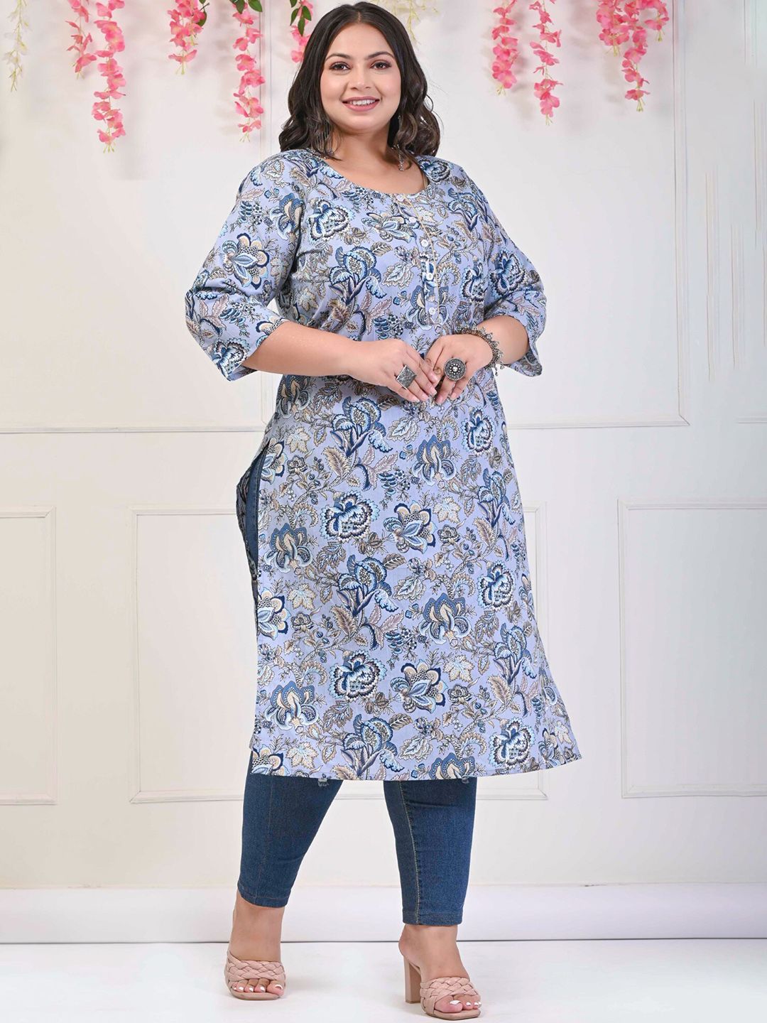 Swasti Plus Size Floral Printed Pure Cotton Kurta