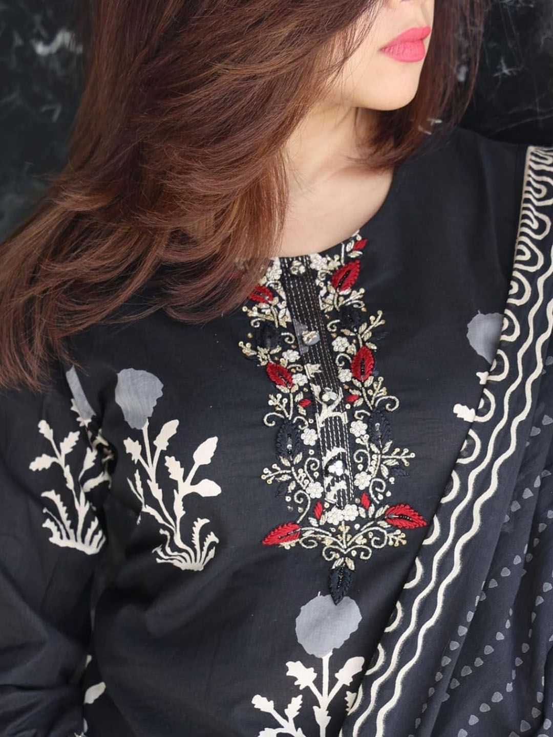 Kalini Floral Printed Regular Thread Work Pure Cotton Kurta With Trousers & Dupatta - Distacart