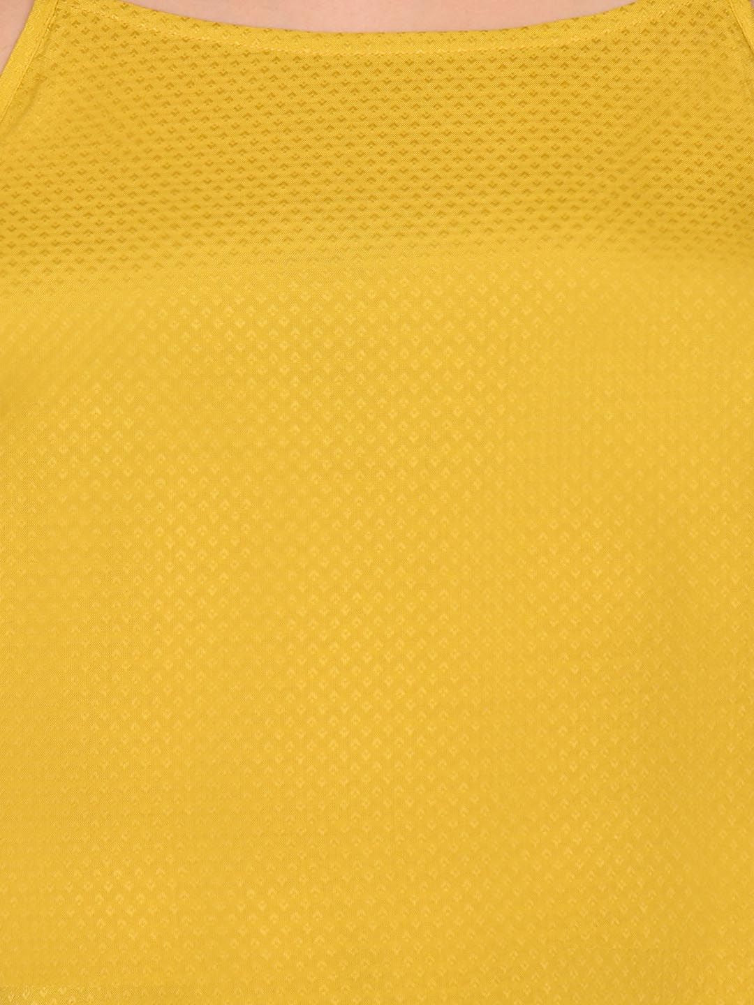 Ode by House of Pataudi Floral Regular Kurta with Trousers - Distacart