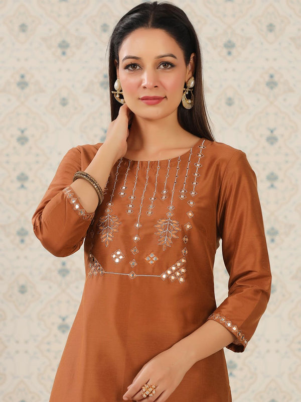 Ode by House of Pataudi Geometric Embroidered Mirror Work Kurta With Trousers - Distacart