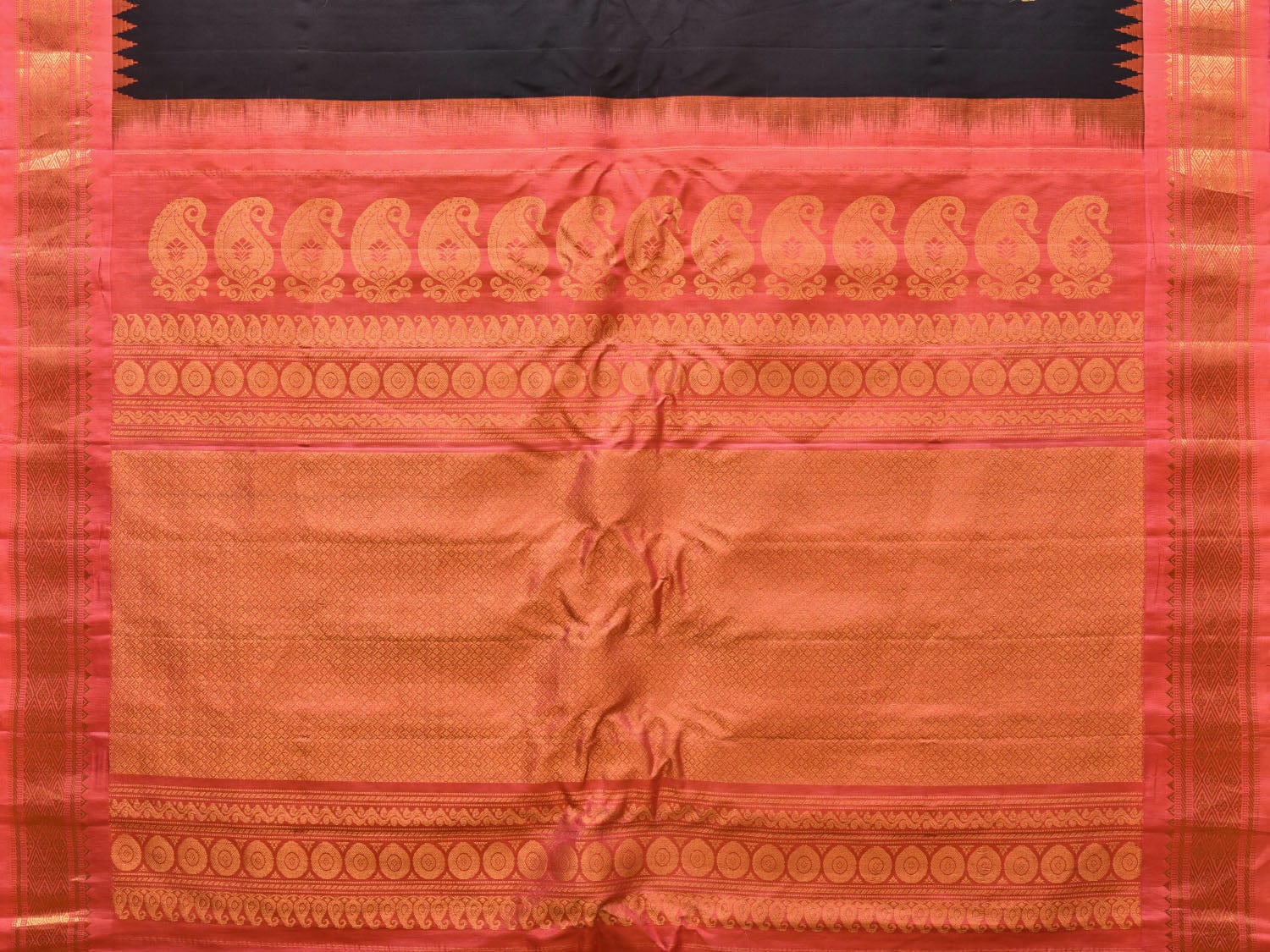 Black and Peach Gadwal Silk Handloom Saree with Mango Pallu and Border Design - Global Threads - Distacart