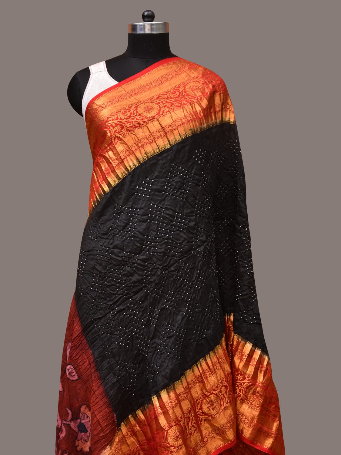 Black and Red Bandhani Kanchipuram Silk Handloom Dupatta with Kalamkari Design - Global Threads - Distacart