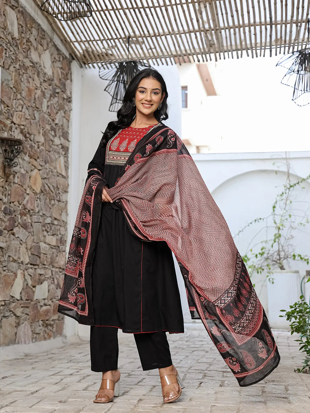Yufta Black Cotton A Line Gathered Or Pleated Kurta Dupatta Set - Distacart
