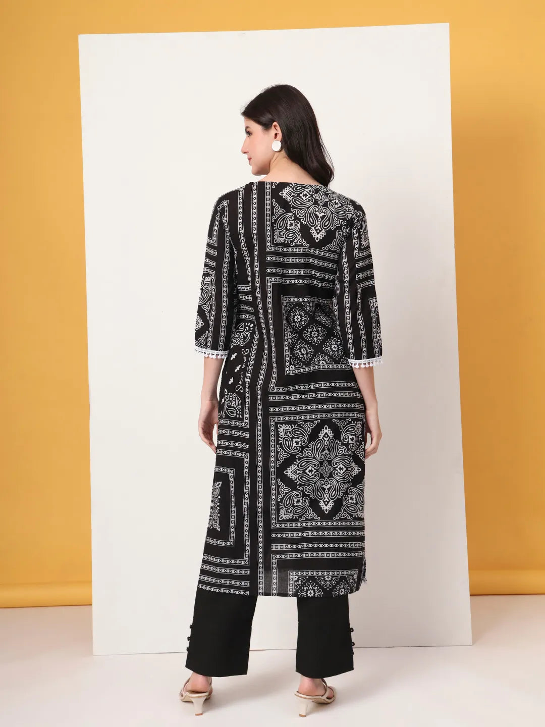 Yufta Black Cotton Straight Kurta Set