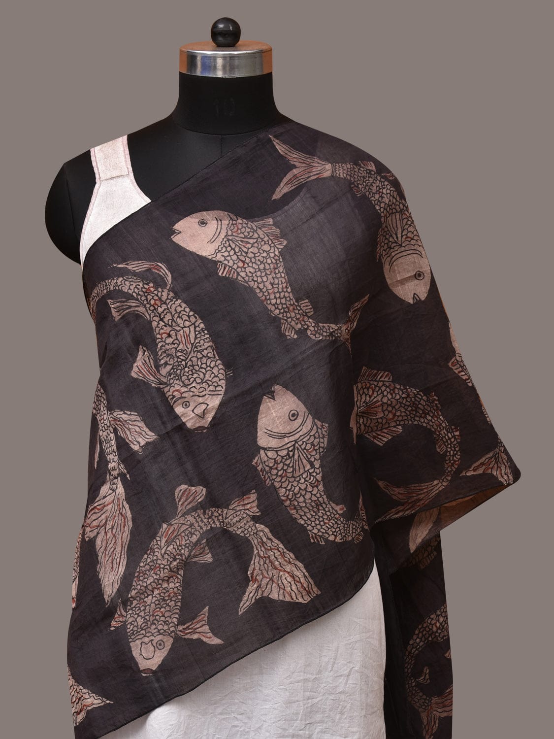 Black Kalamkari Hand Painted Tussar Cotton Handloom Stole with Fishes Design - Global Threads - Distacart