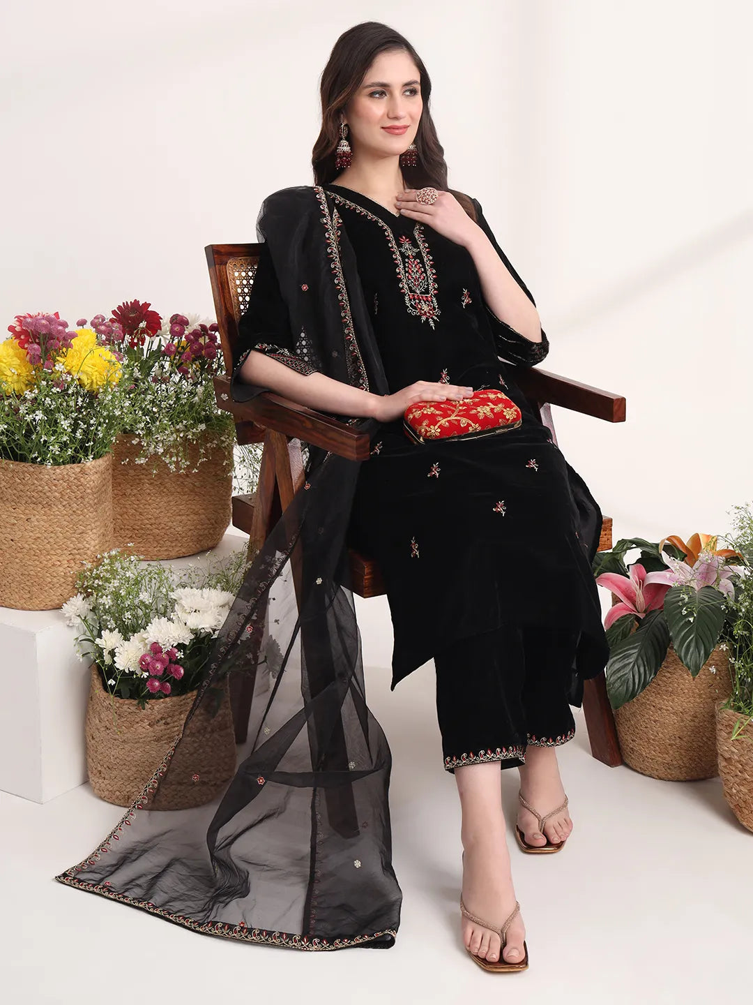 Yufta Black Straight Embroidery Kurta And Trouser With Dupatta Set