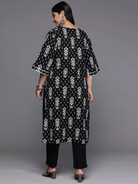 Thumbnail for https://cdn.shopify.com/s/files/1/0341/4805/7228/files/black-yoke-design-cotton-straight-kurta-libas-3-27531502583958.jpg?v=1739541695