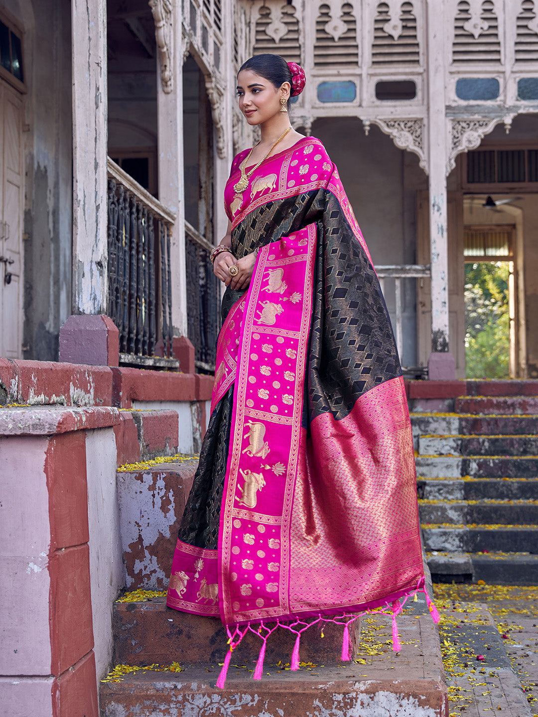 Anaita Black Soft Silk Woven Saree With Blouse - Dista