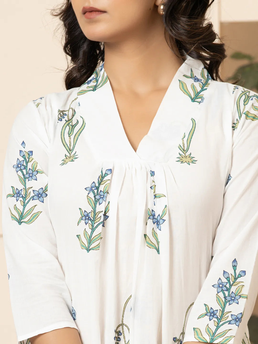 Yufta Blue & White Cotton Floral Print Aline Kurta