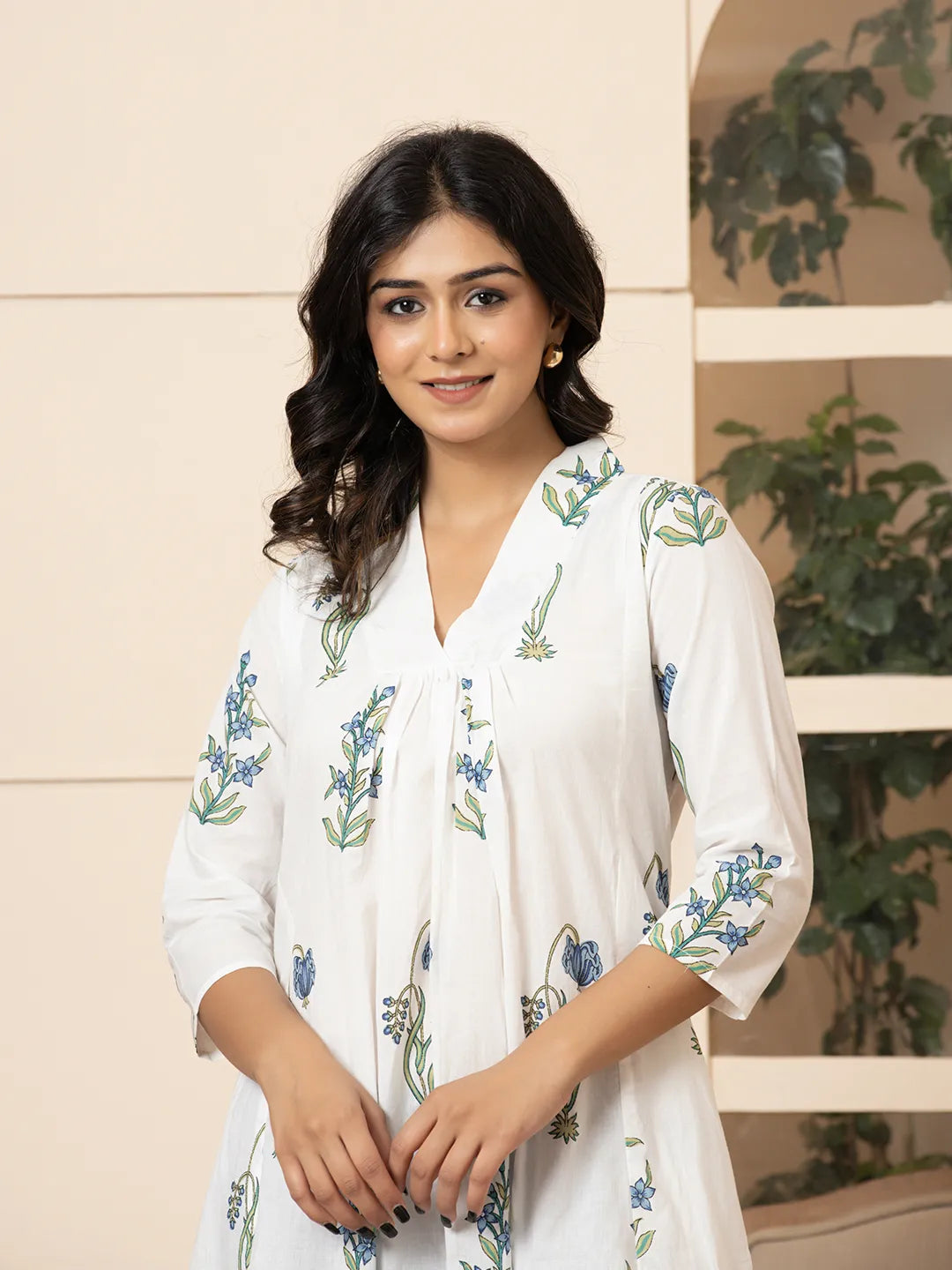 Yufta Blue & White Cotton Floral Print Aline Kurta