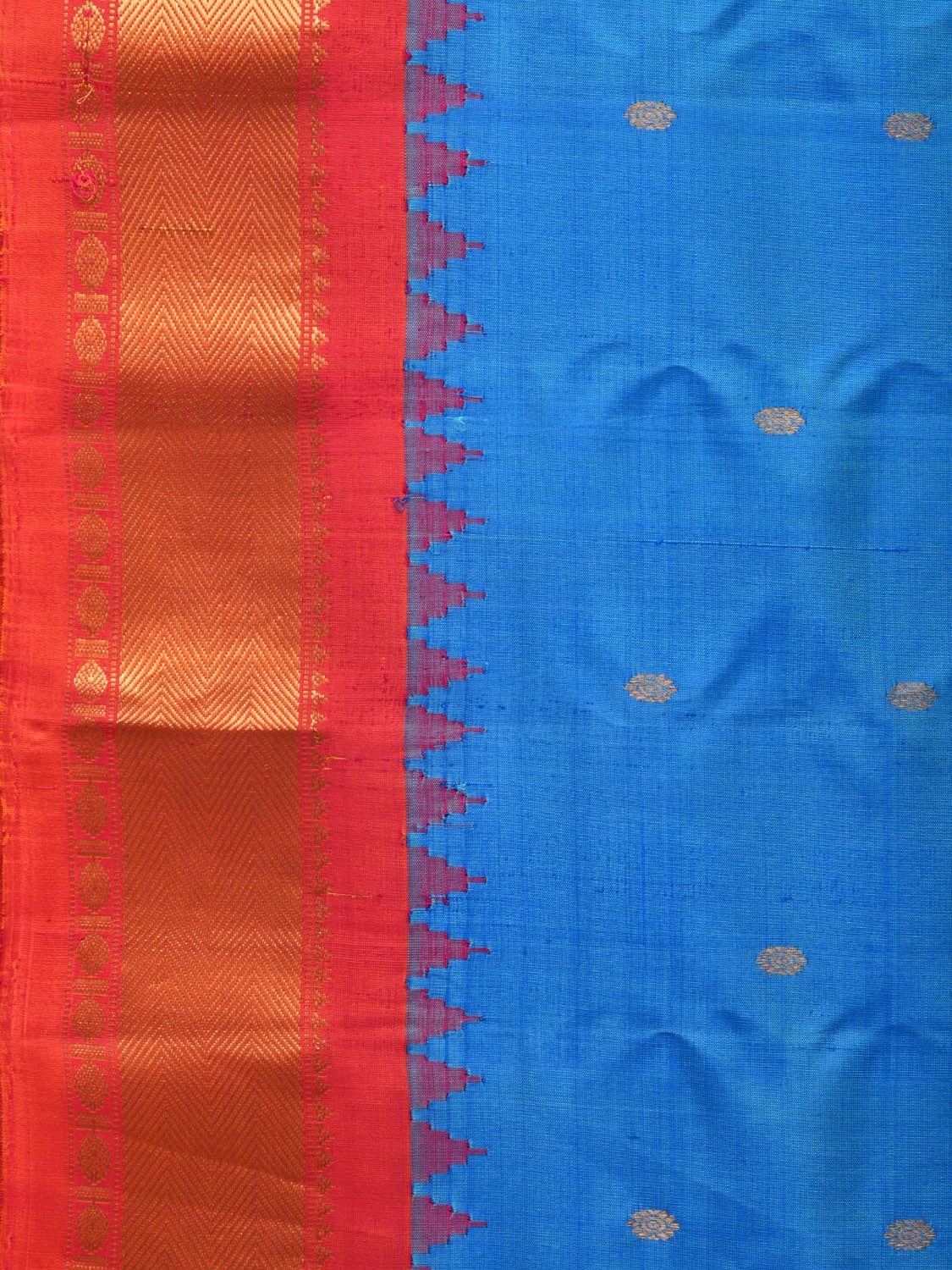 Blue and Red Gadwal Silk Handloom Saree with Mango Pallu Design - Global Threads - Distacart