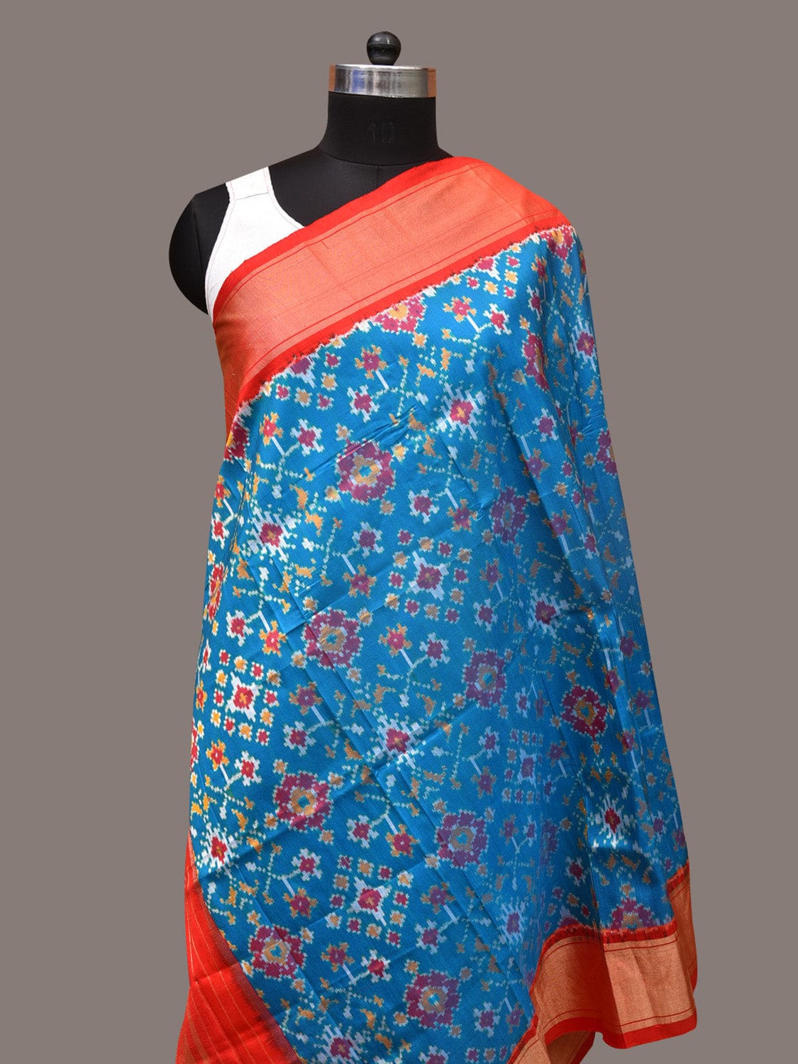 Blue and Red Pochamaplly Ikat Silk Handloom Dupatta with Geometric Design - Global Threads - Distacart