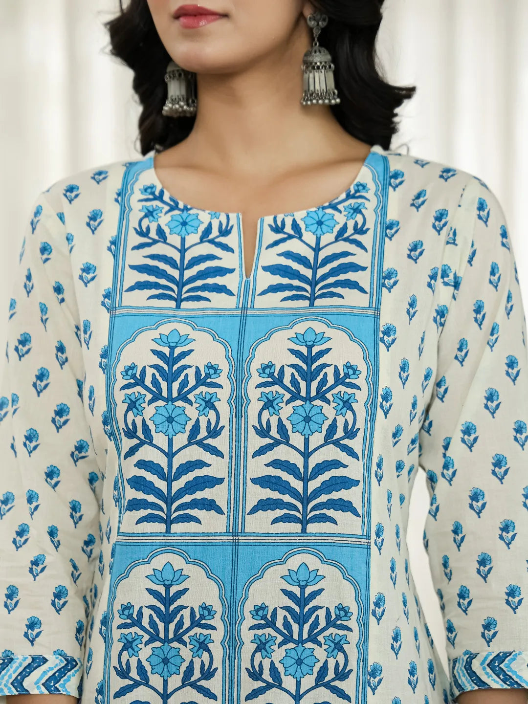 Yufta Blue And White Ethnic Motifs Straight Kurta Trouser Dupatta Set