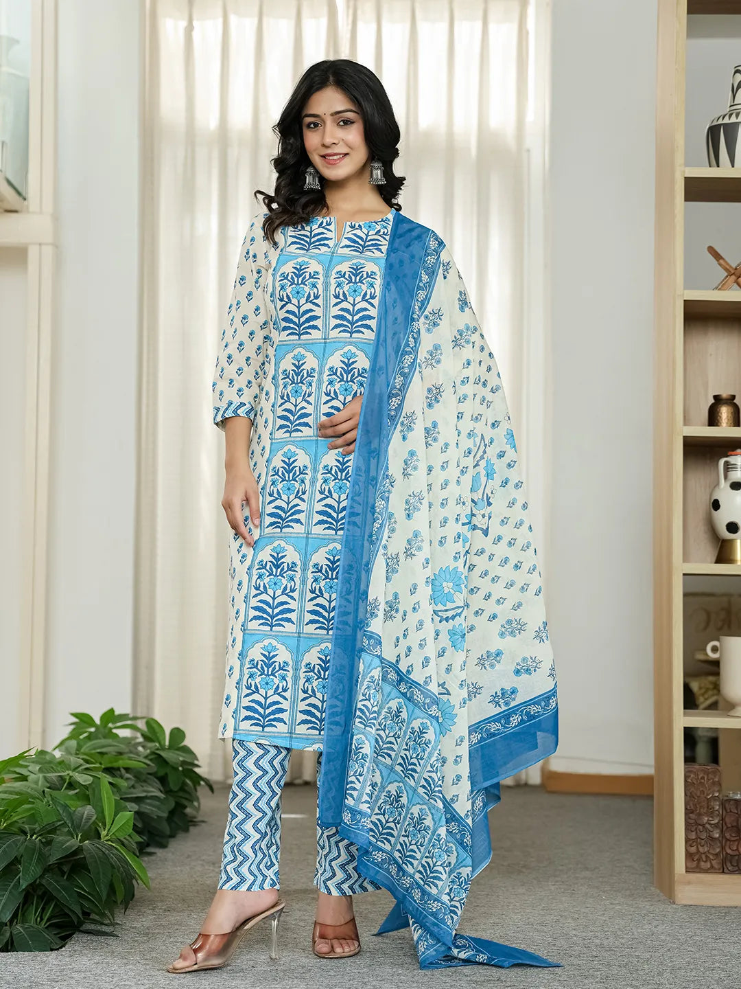 Yufta Blue And White Ethnic Motifs Straight Kurta Trouser Dupatta Set