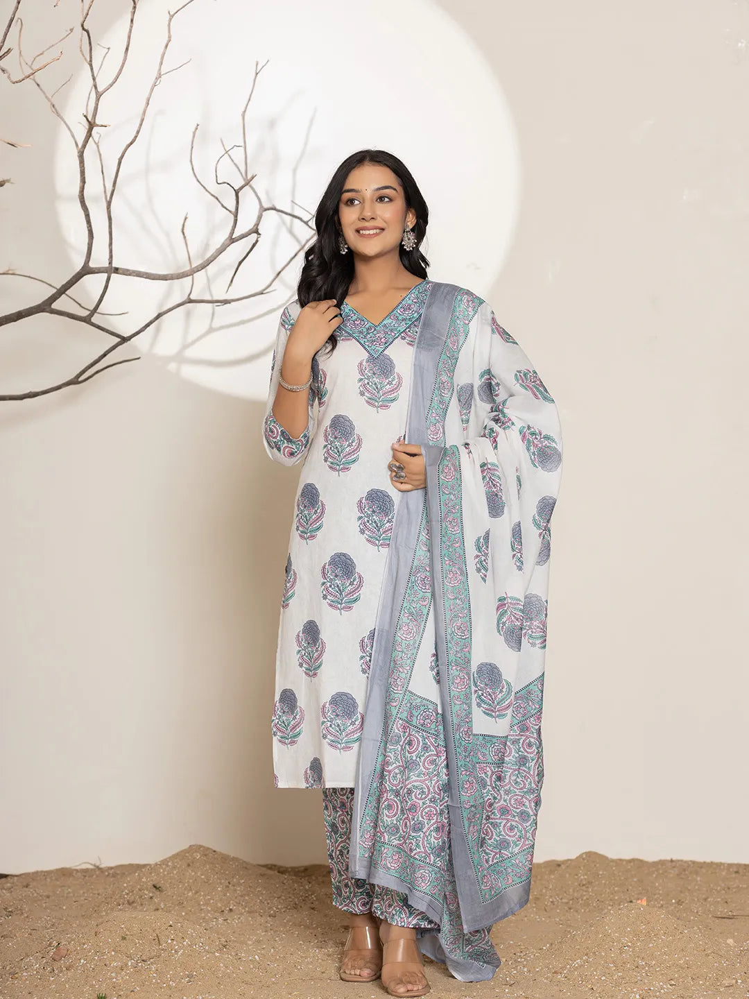 Yufta Blue & White Floral Print Cotton Straight Kurta Dupatta Set - Distacart