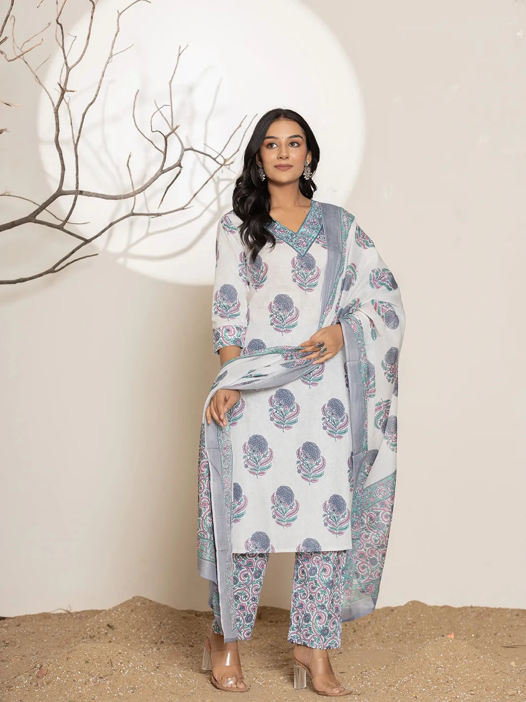 Yufta Blue & White Floral Print Cotton Straight Kurta Dupatta Set - Distacart