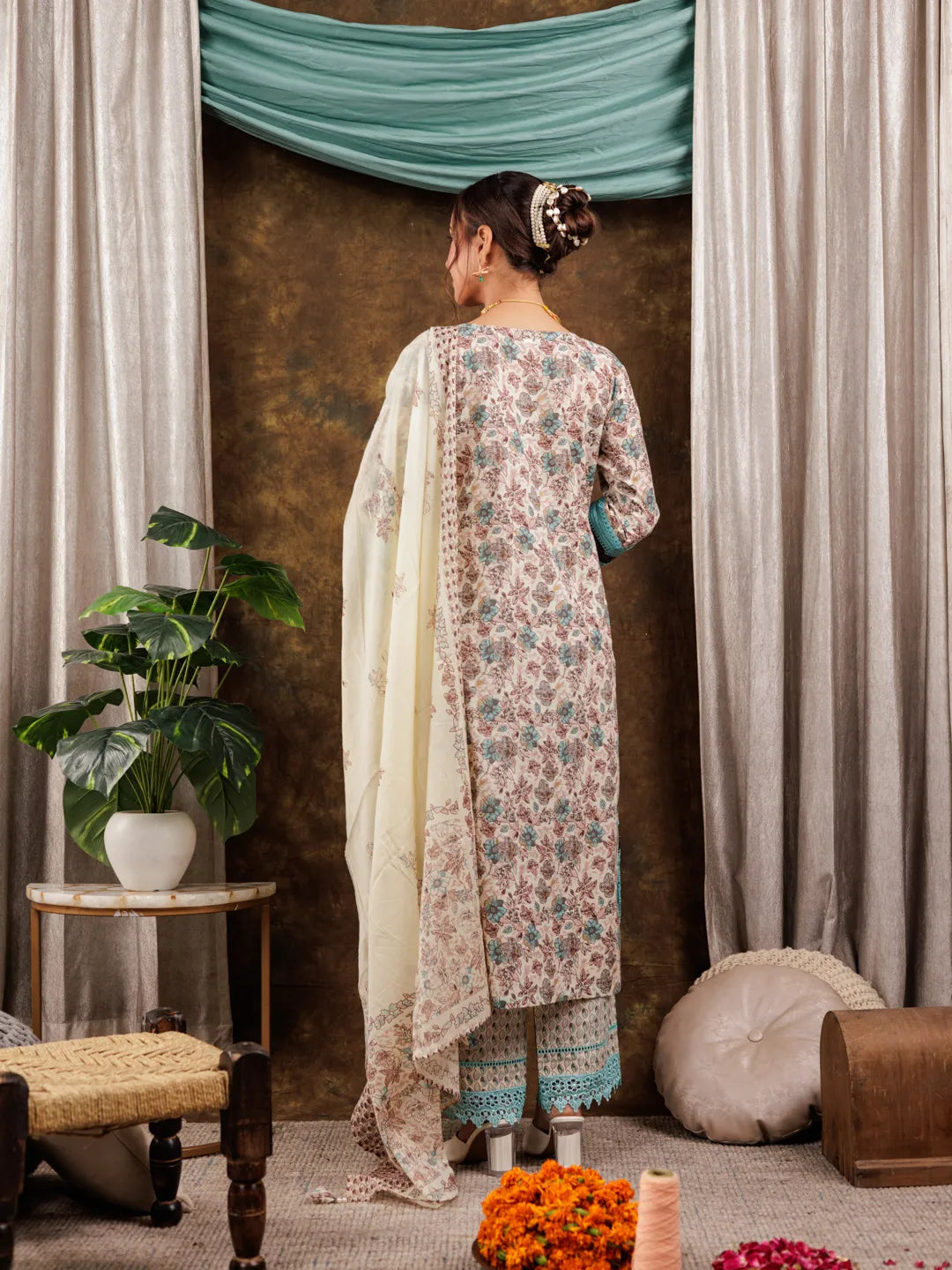 Yufta Blue Cotton Kurta Dupatta Set With Lace Detailing