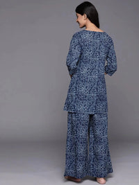 Thumbnail for https://cdn.shopify.com/s/files/1/0341/4805/7228/files/blue-printed-cotton-night-suit-libas-4-27531001462934.jpg?v=1738399691