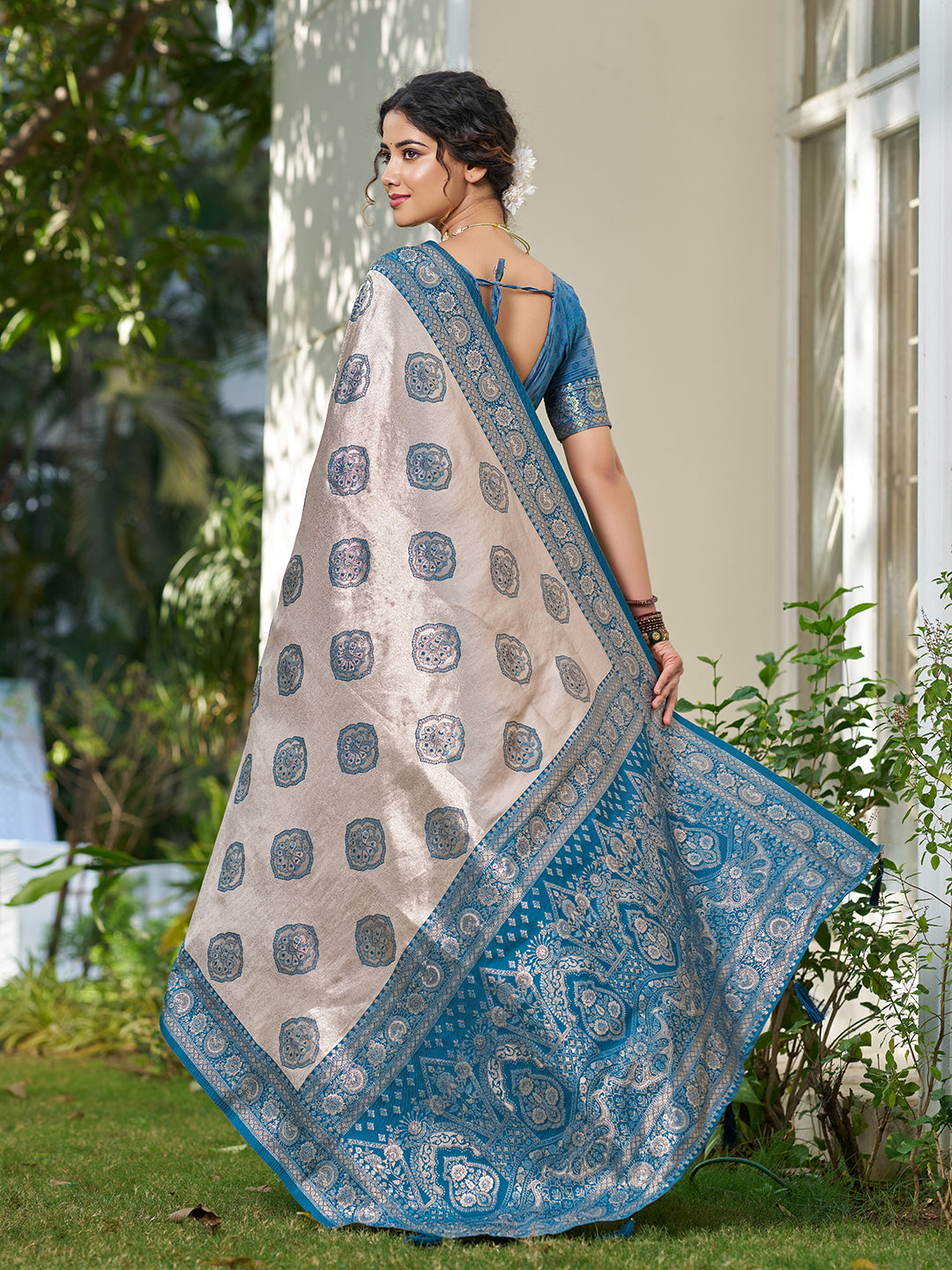 Anaita Blue Silk Blend Woven Saree With Blouse - Dista