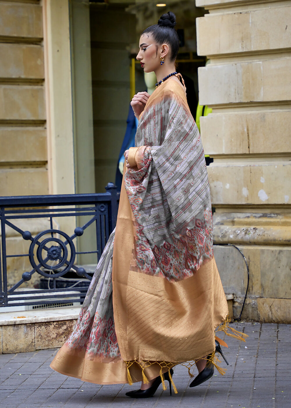 Lovely Grey Polly Brasso Designer Saree - Emponline - Distacart