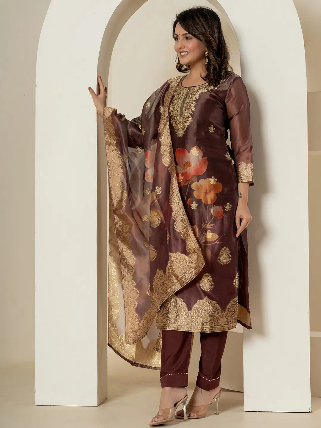 Yufta Brown Tissue Kurta Dupatta Pant Set