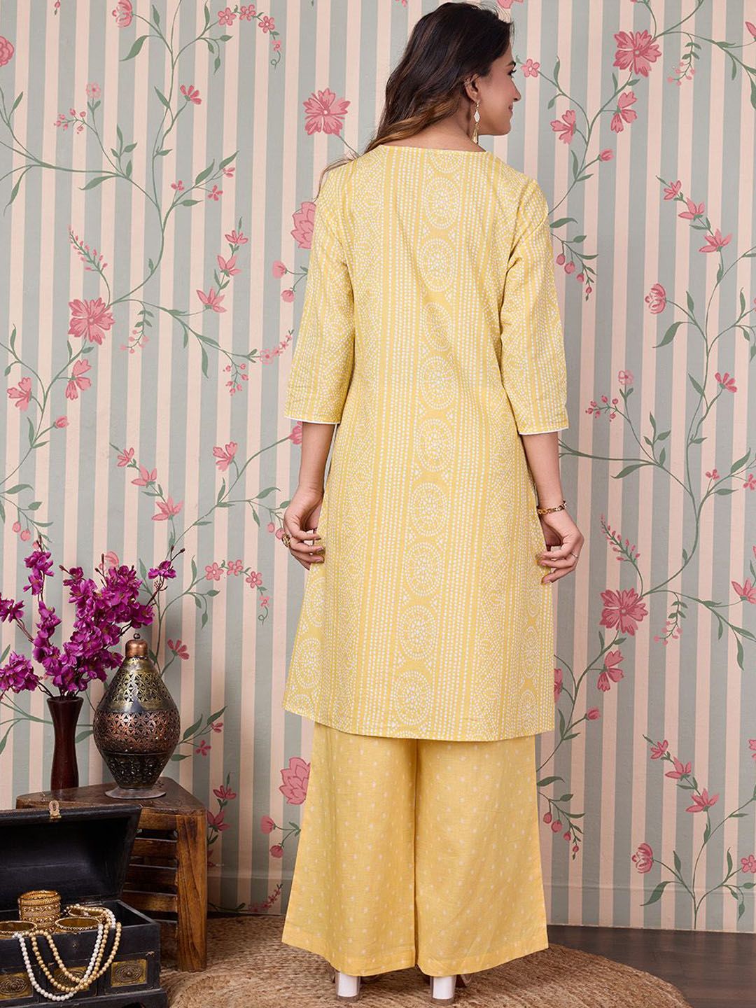 Ode by House of Pataudi Bandhani Printed Angrakha Pure Cotton Kurta with Trousers - Distacart