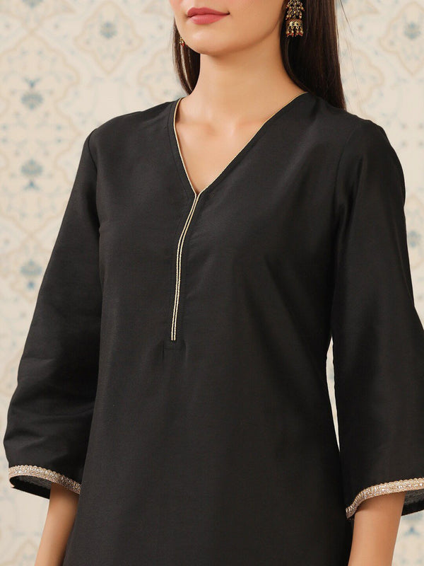 Ode by House of Pataudi V-Neck Flared Sleeves Straight Kurta - Distacart