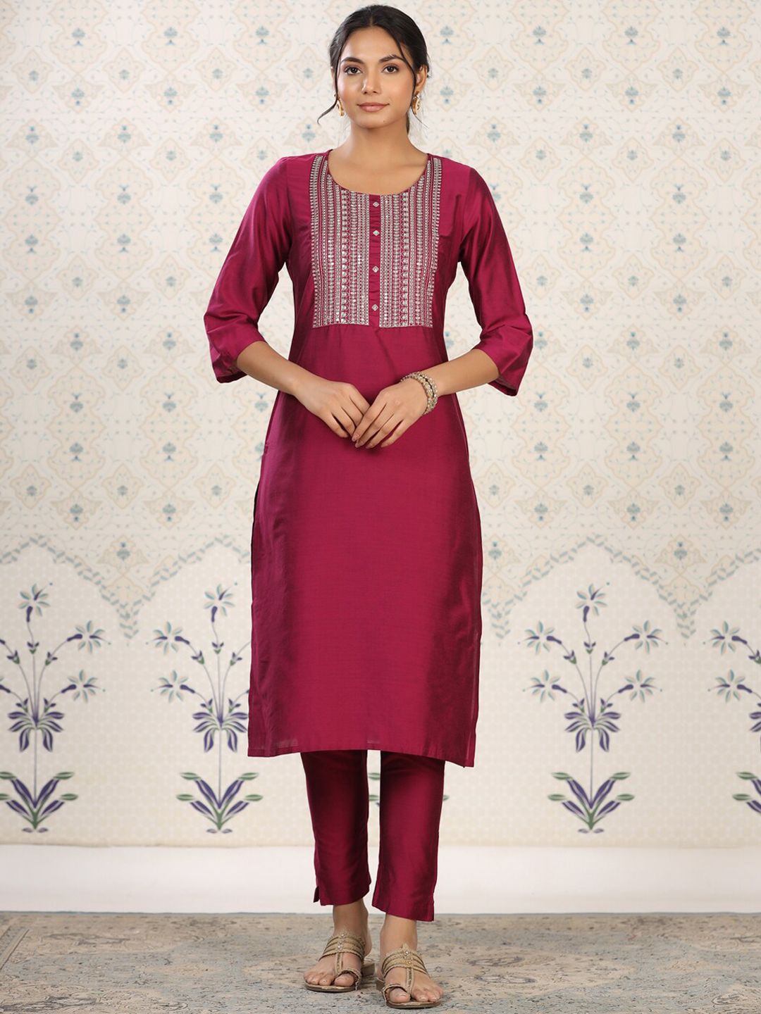 Ode by House of Pataudi Yoke Design Embroidered Kurta with Trousers - Distacart