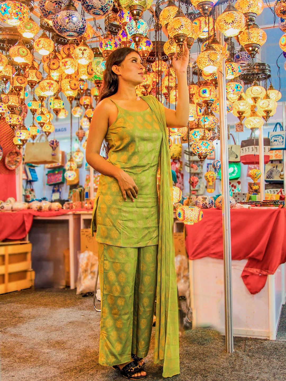 Ode by House of Pataudi Lime Green & Golden Ethnic Motif Print Kurta Set - Distacart