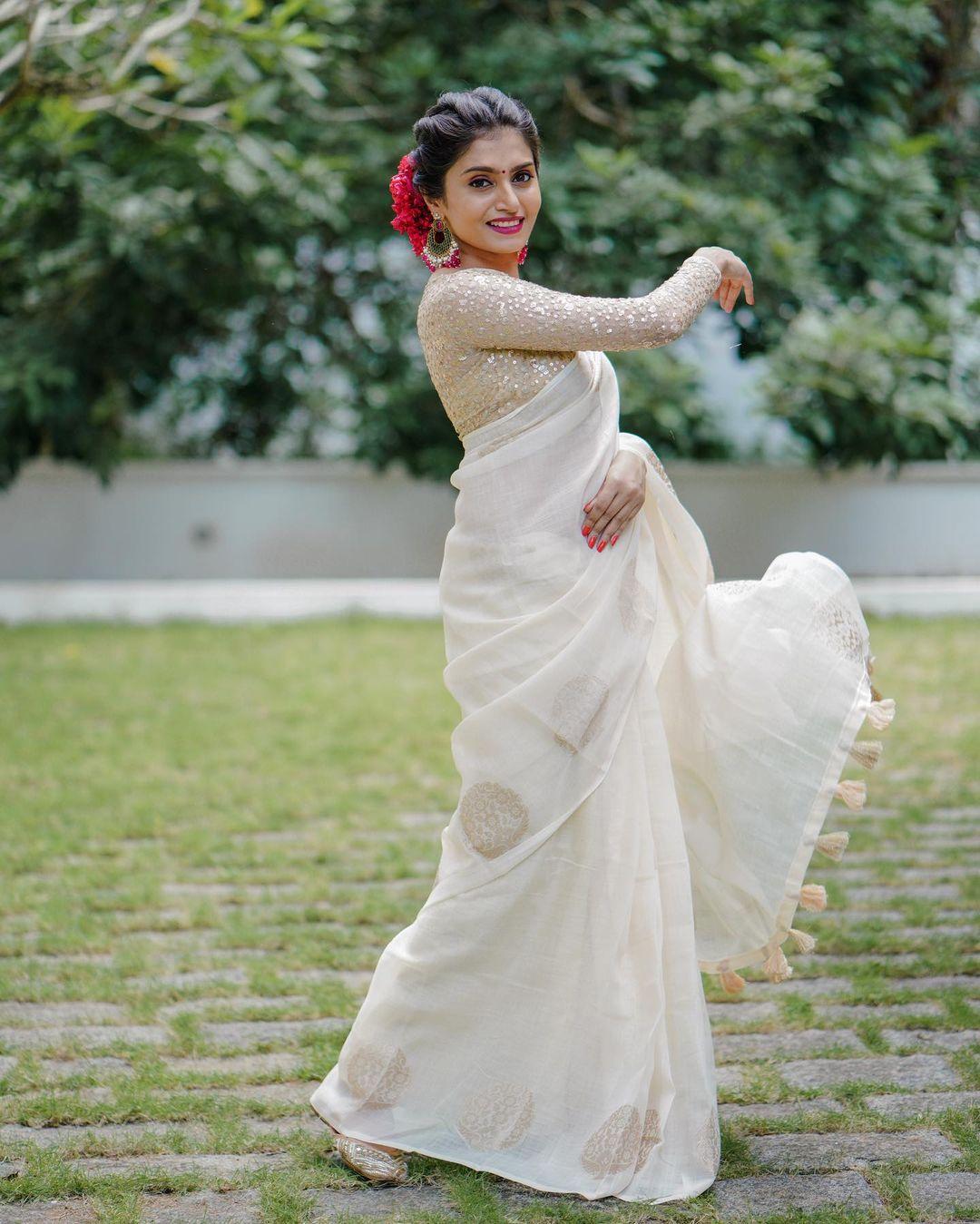 White Pure Linen Woven Design Saree with Unstitched Blouse - A2M - Distacart