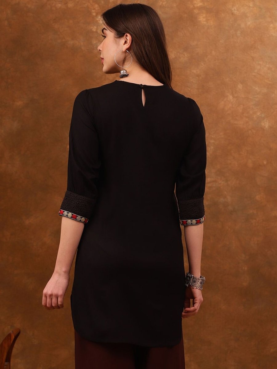 Anouk Floral Yoke Design Thread Work Straight Kurta