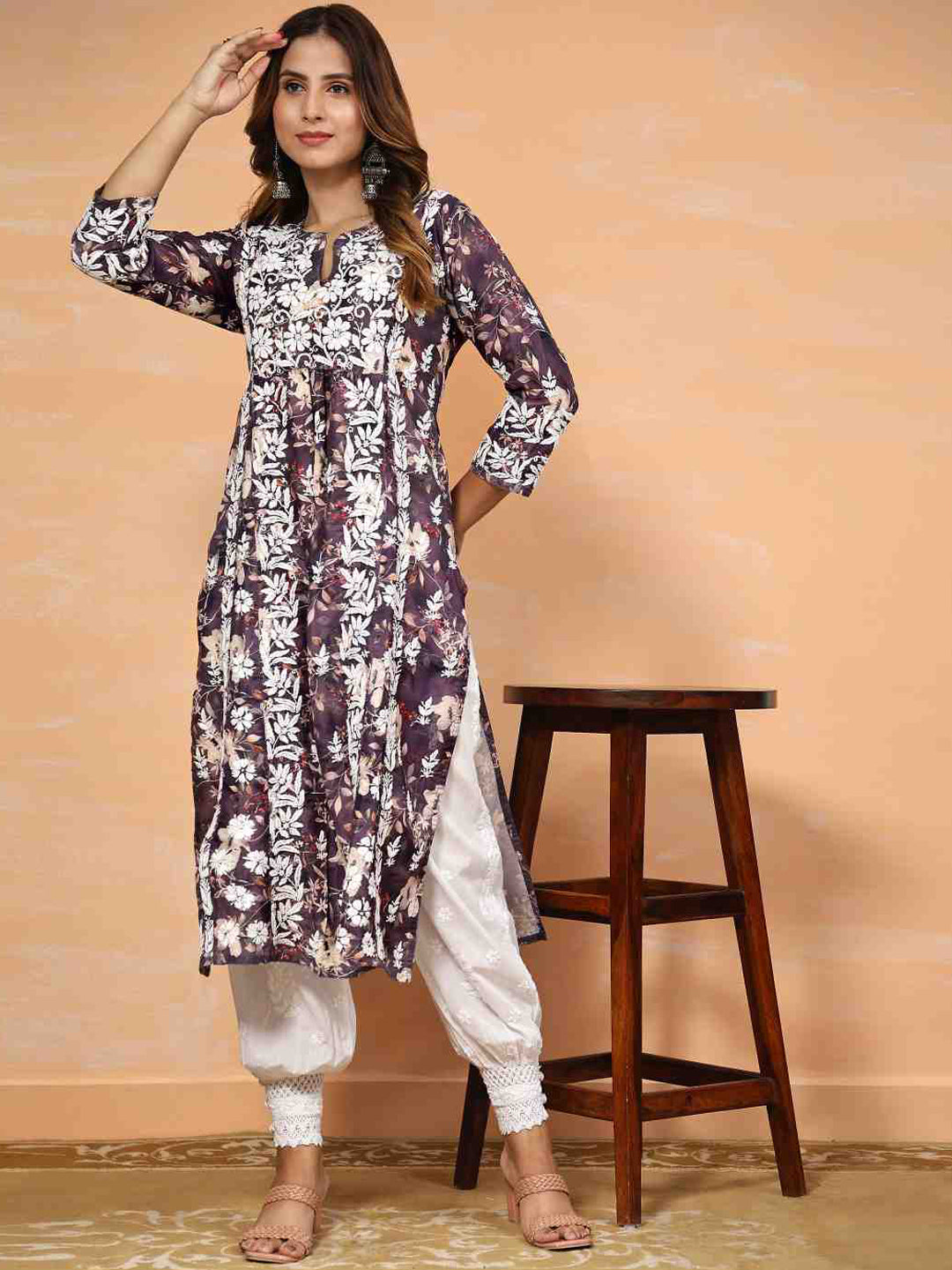 HOUSE OF KARI Floral Printed Chikankari Work Kurta - Distacart