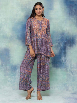 HOUSE OF KARI Floral Embroidered Regular Chikankari Straight Kurta with Palazzos - Distacart