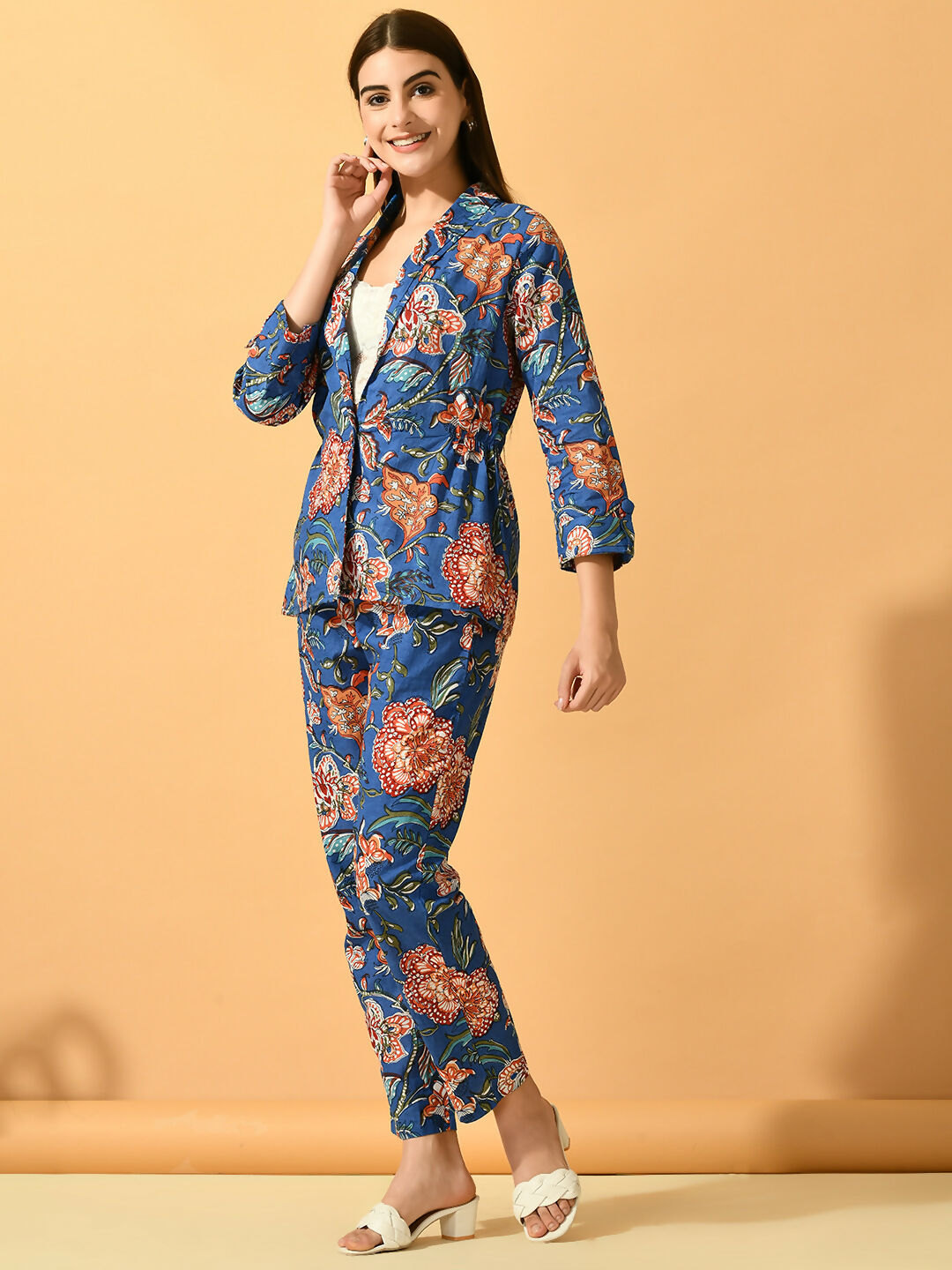 Myshka Women's Blue Printed Coat With Trousers - Distacart