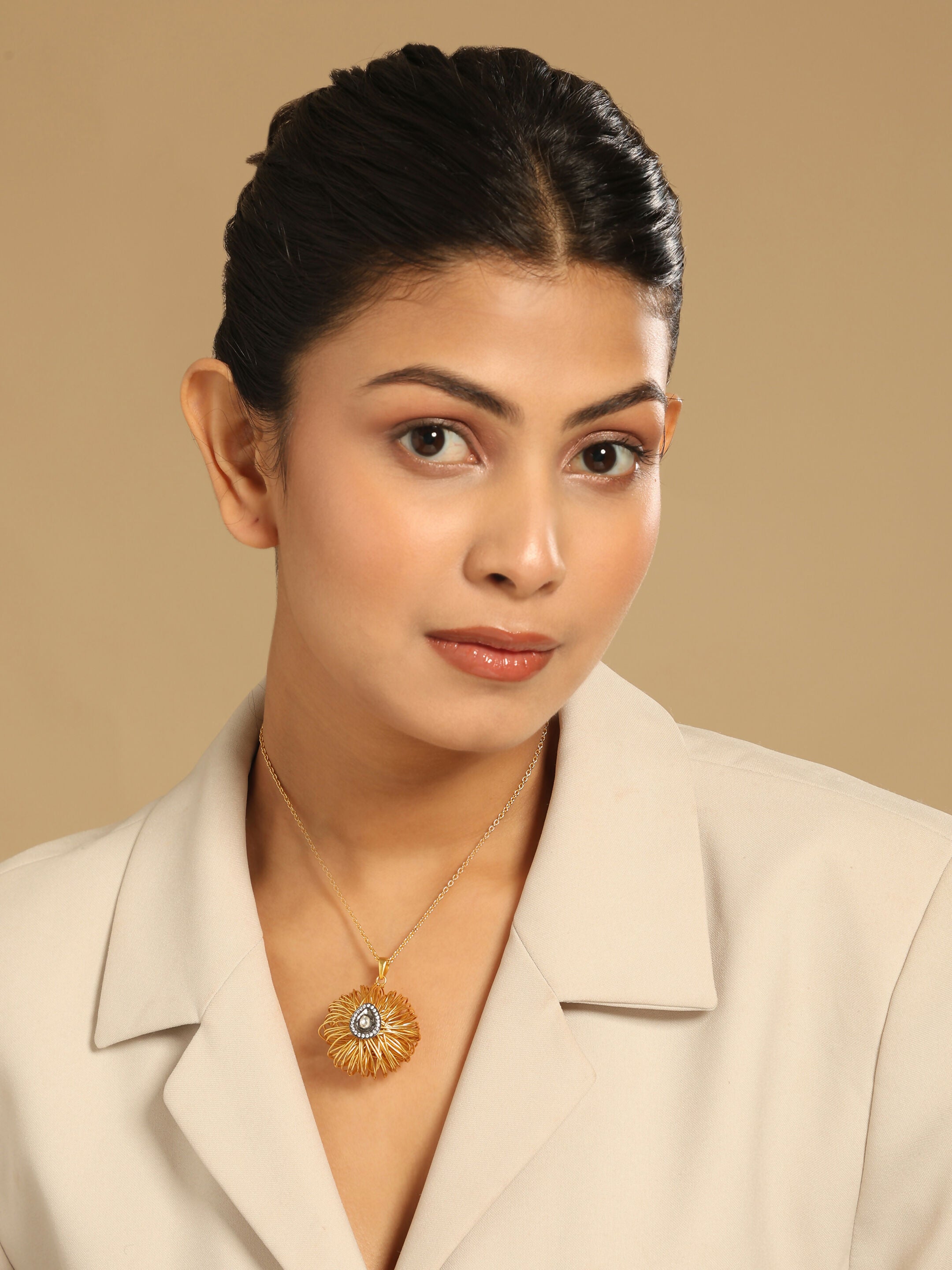 Nuyug 18k Gold-Plated Crystal Studded Minimal Chain Pendant Necklace