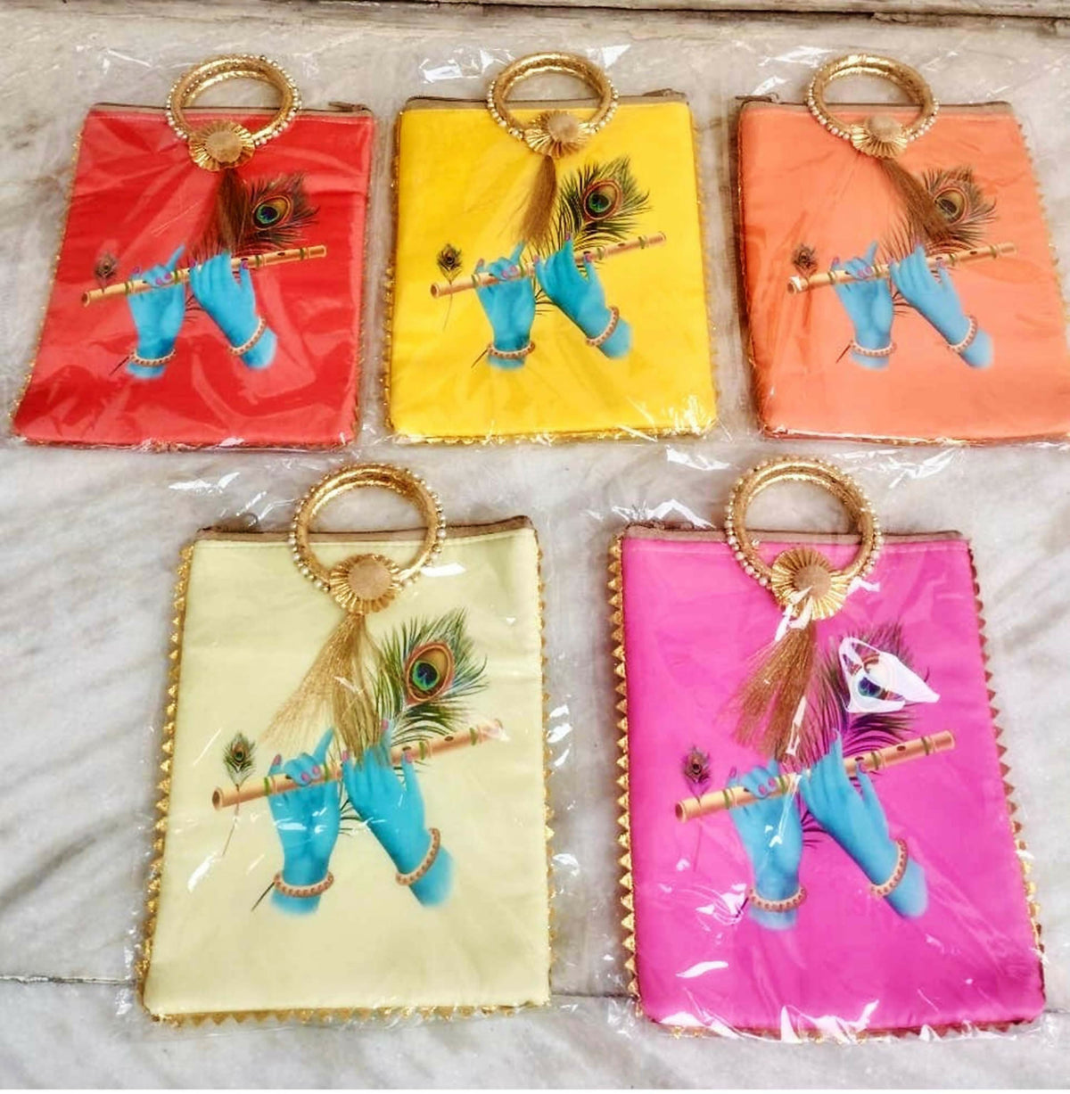 Joban Fashion Bansuri With Mor Pankh Print Gift Bags For Wedding & Pooja Ceremony ( Pack Of 5 ) - Multicolor - Dista