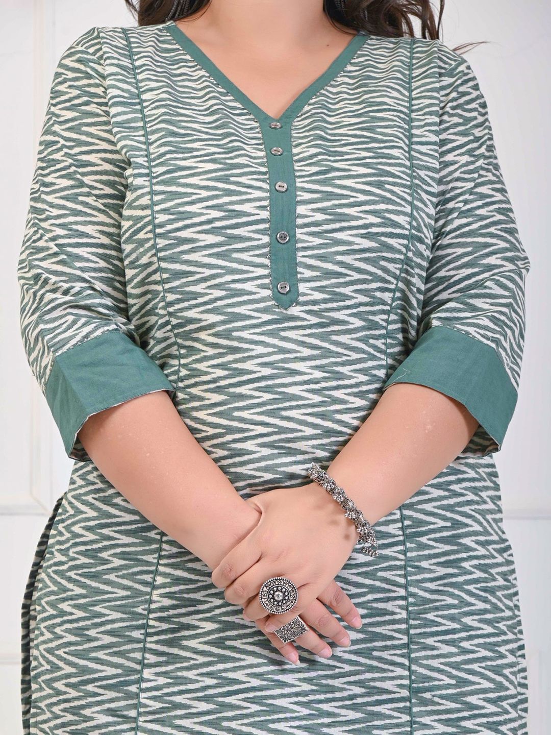 Swasti Plus Size Chevron Printed Pure Cotton Kurta - Distacart
