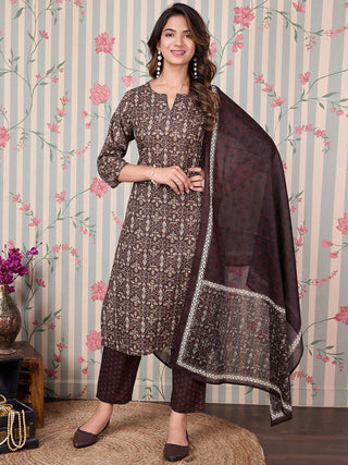 Ode by House of Pataudi Floral Printed Regular Pure Cotton Kurta with Trousers & Dupatta - Distacart