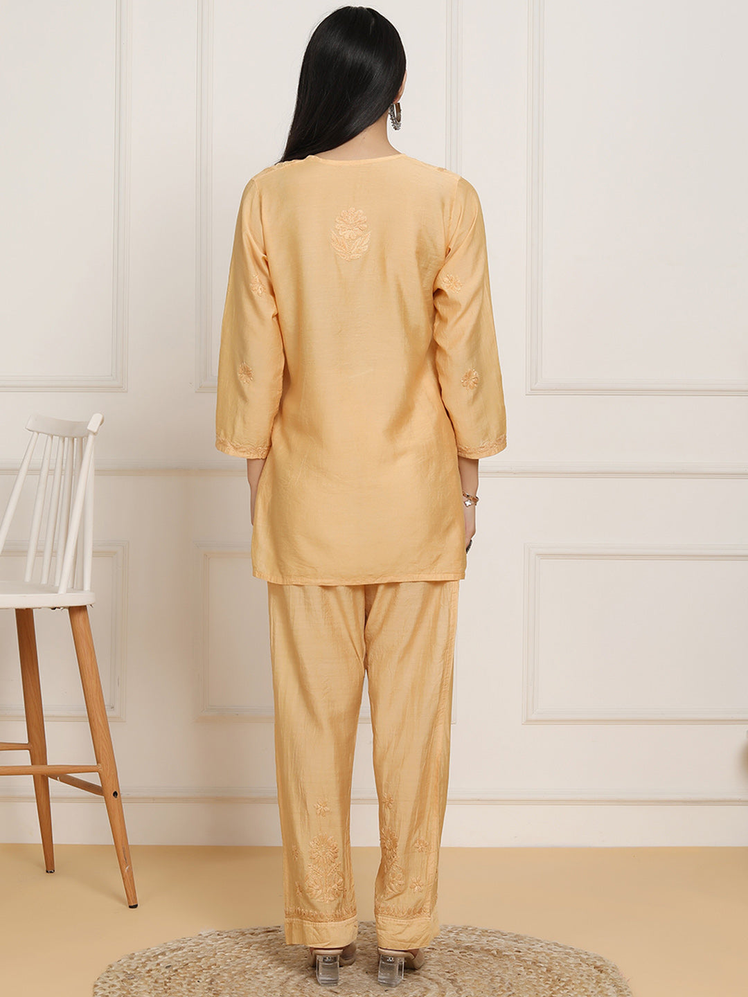 HOUSE OF KARI Floral Embroidered Chikankari Chanderi Silk Straight Kurti with Trousers - Distacart