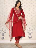 Thumbnail for Ode by House of Pataudi Women Ethnic Motifs Yoke Design Regular Thread Work Kurta with Trousers & With - Distacart